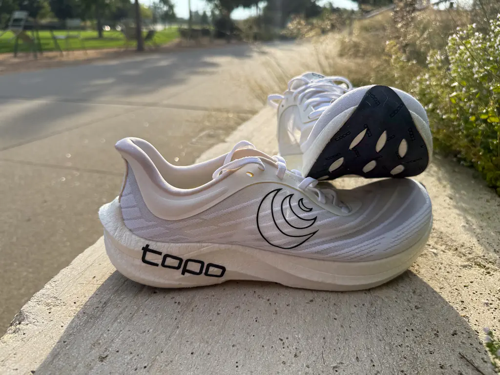 A picture of the Topo Athletic Cyclone 2 running shoe A picture of the Topo Athletic Cyclone 2 running shoe
